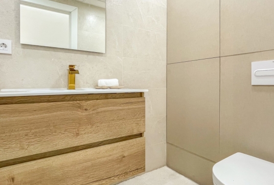 Resale - Apartment / flat - Torrevieja - El Acequión - Los Náufragos