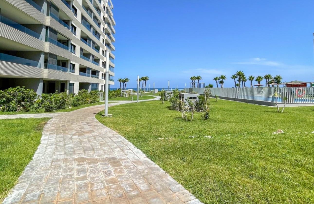 Resale - Apartment / flat - Orihuela Costa - Punta Prima
