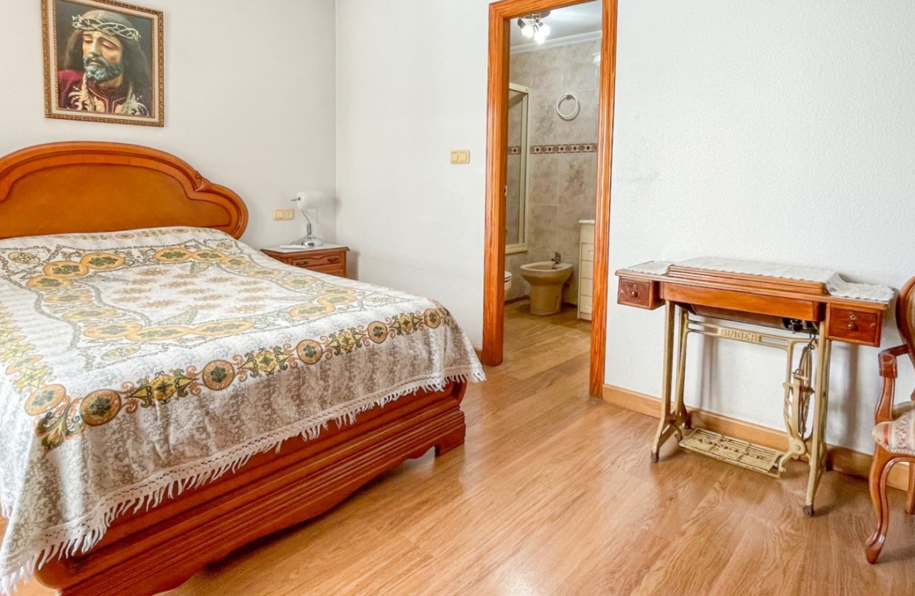 Wiederverkauf - Wohnung - Torrevieja - El Acequión - Los Náufragos