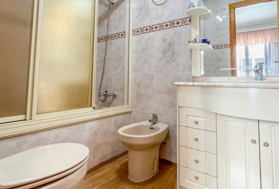 Wiederverkauf - Wohnung - Torrevieja - El Acequión - Los Náufragos
