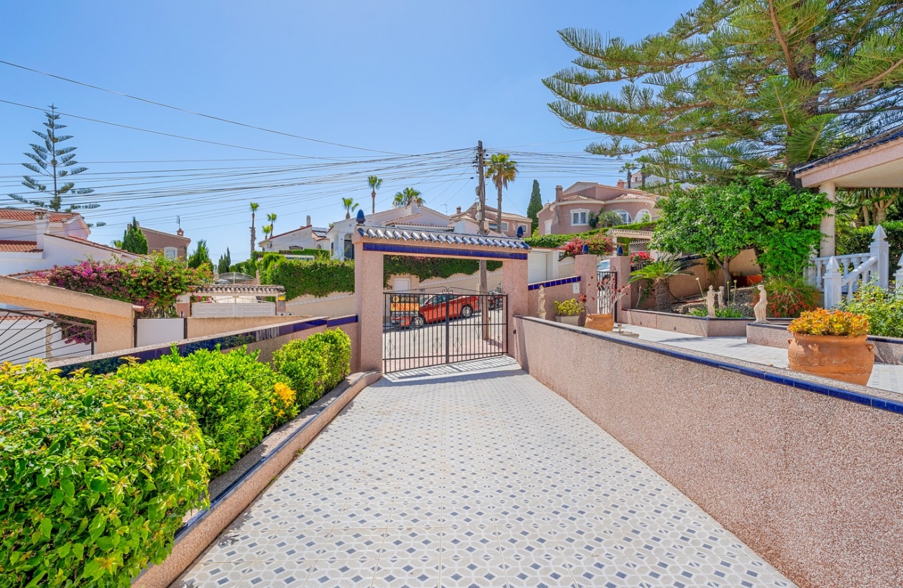 Resale - Villa - Ciudad Quesada - La Marquesa Golf