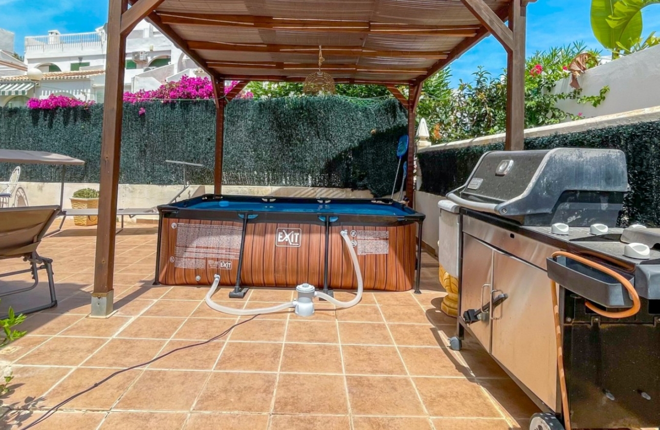 Resale - House - Orihuela Costa - La Rioja