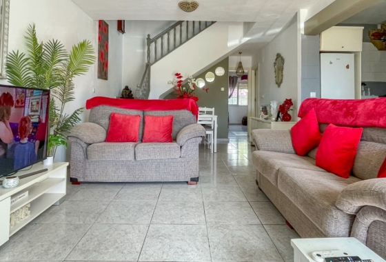 Resale - House - Orihuela Costa - La Rioja