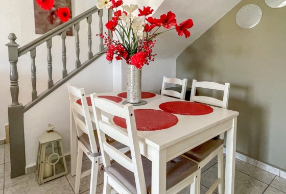 Resale - House - Orihuela Costa - La Rioja