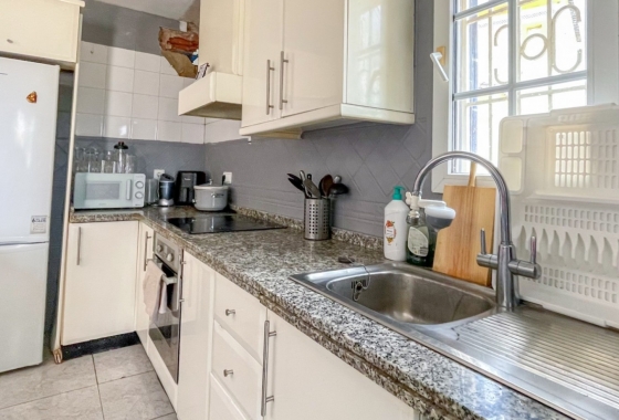 Resale - House - Orihuela Costa - La Rioja