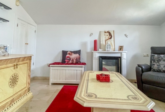 Resale - House - Orihuela Costa - La Rioja