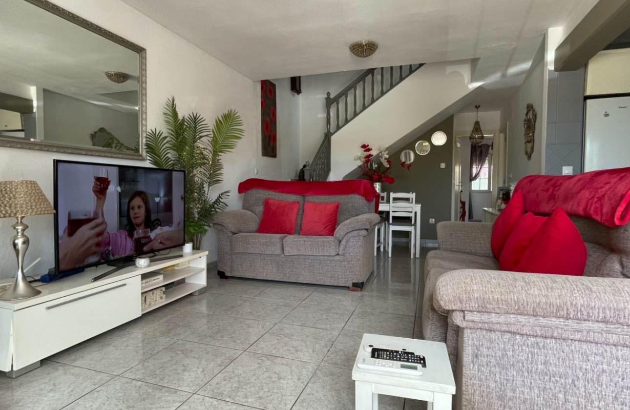 Resale - House - Orihuela Costa - La Rioja