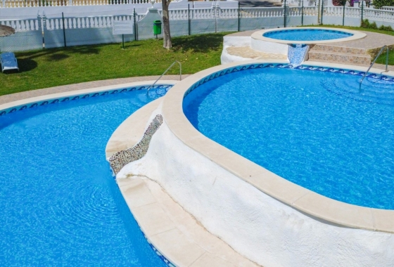 Resale - House - Orihuela Costa - La Rioja
