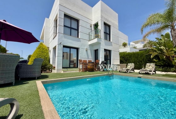 Herverkoop - Villa - Ciudad Quesada