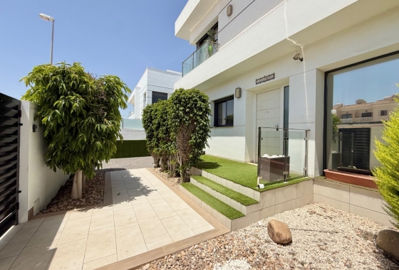 Herverkoop - Villa - Ciudad Quesada