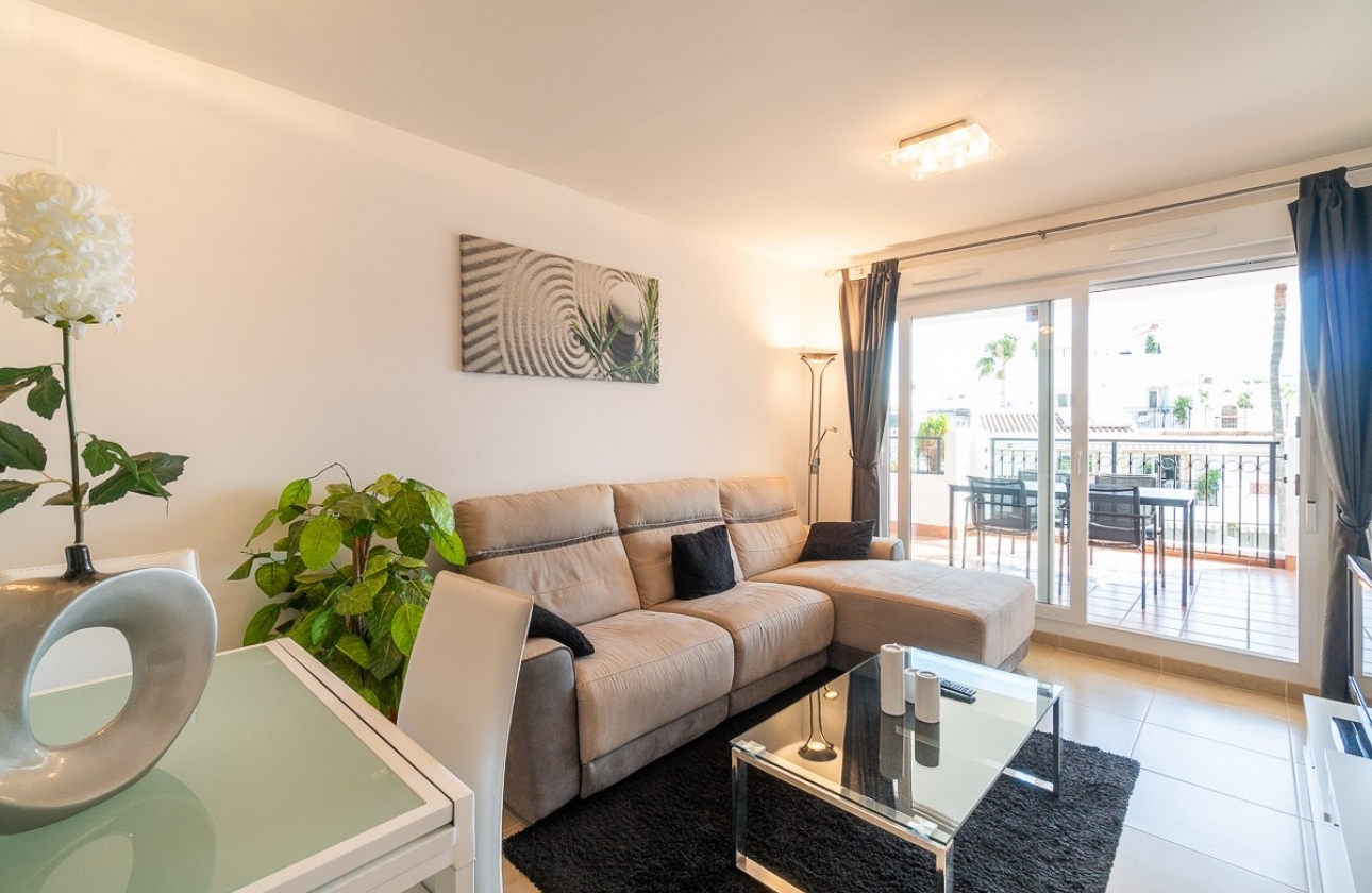 Resale - Apartment / flat - Orihuela Costa - Villamartín