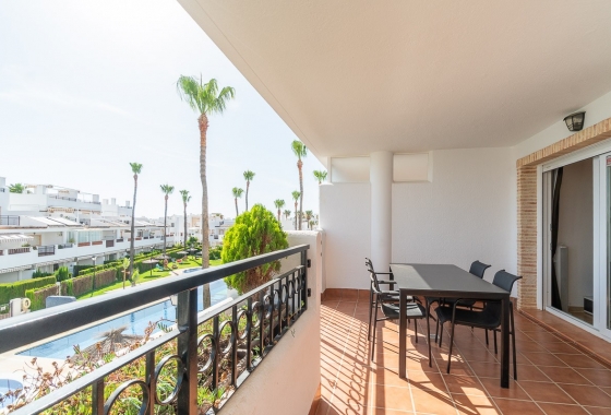 Resale - Apartment / flat - Orihuela Costa - Villamartín