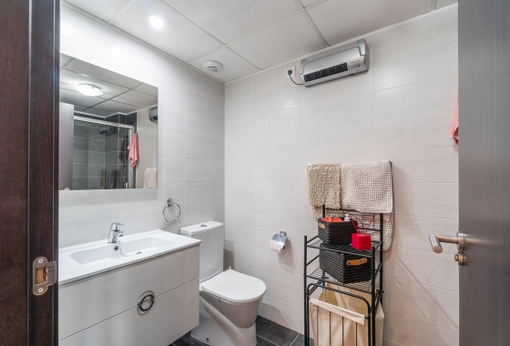 Resale - Apartment / flat - Orihuela Costa - Villamartín