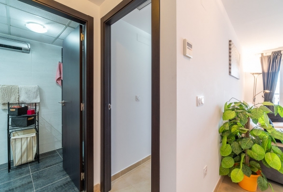 Resale - Apartment / flat - Orihuela Costa - Villamartín
