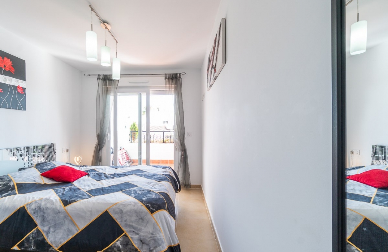 Resale - Apartment / flat - Orihuela Costa - Villamartín