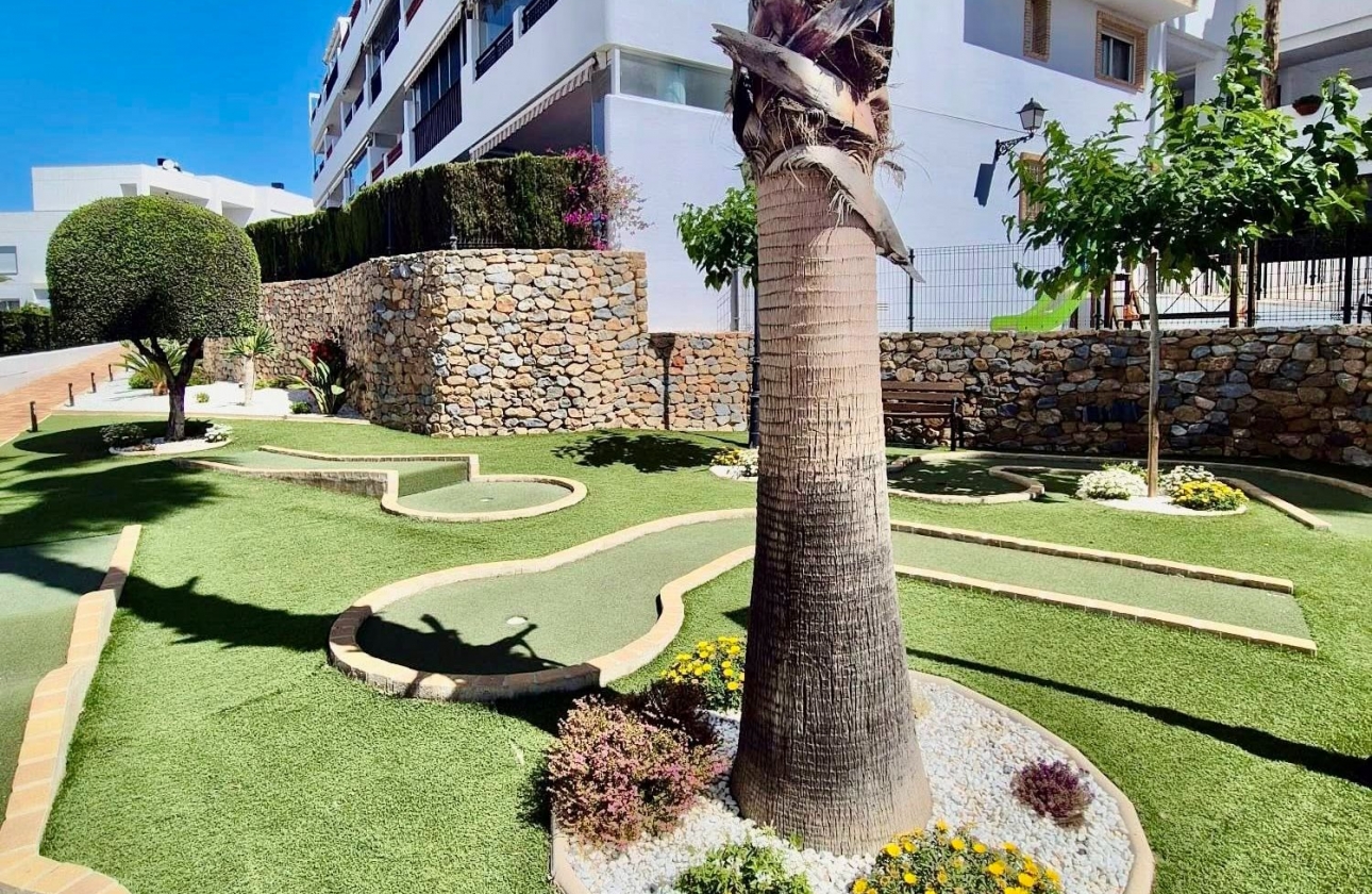 Resale - Apartment / flat - Orihuela Costa - Villamartín