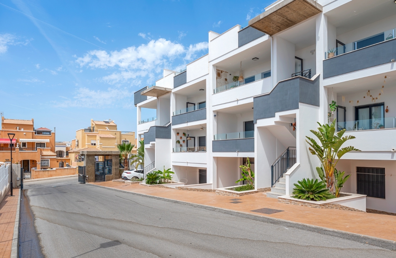 Resale - Apartment / flat - Torrevieja - Costa Blanca South