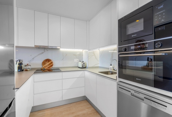 Resale - Apartment / flat - Torrevieja - Costa Blanca South