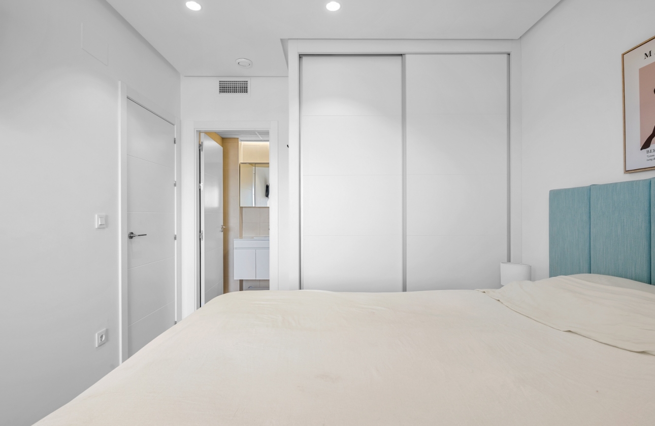 Resale - Apartment / flat - Torrevieja - Costa Blanca South