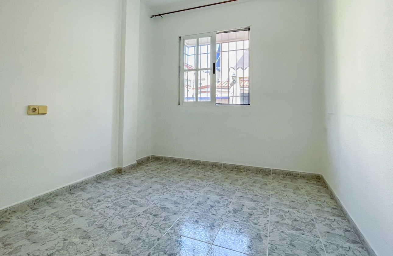 Resale - House - Orihuela Costa - Playa Flamenca