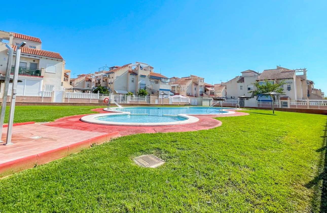 Resale - House - Orihuela Costa - Playa Flamenca