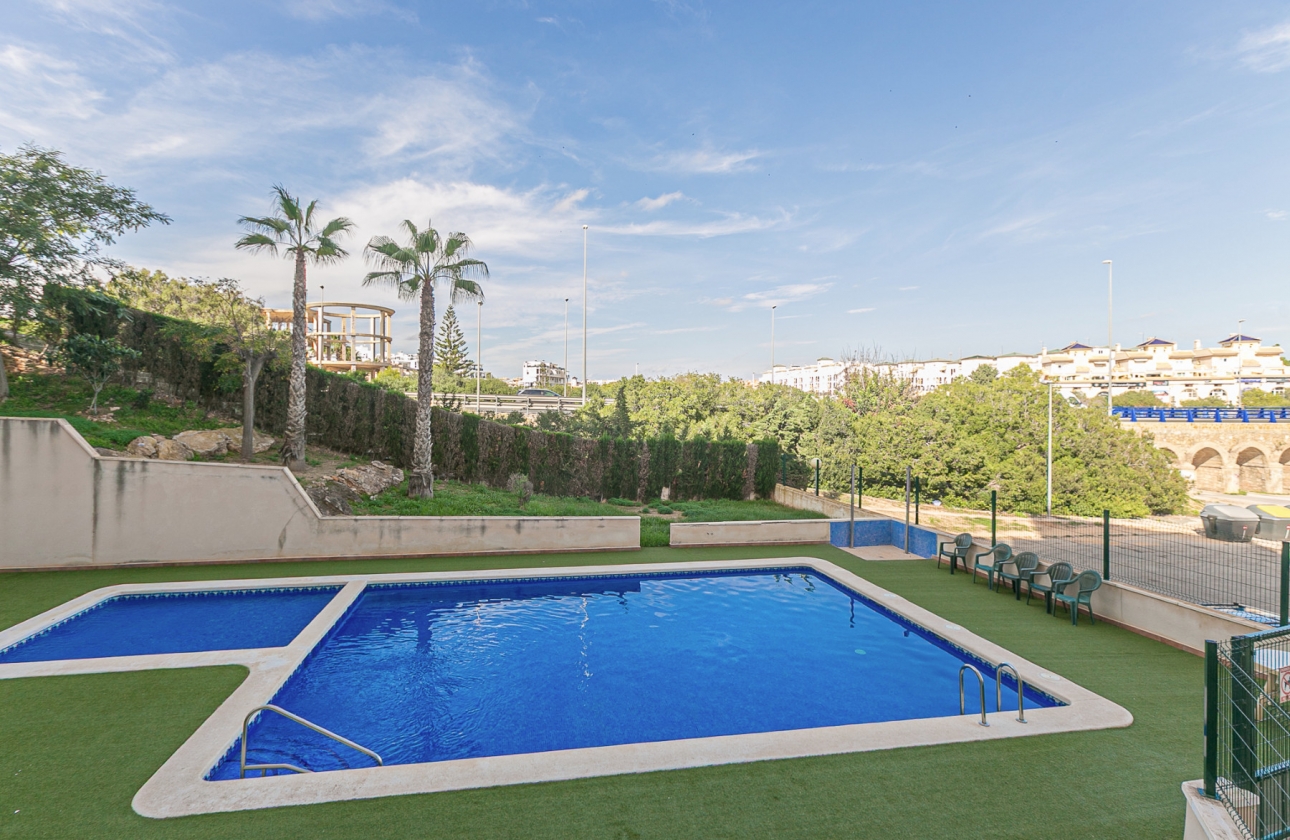 Wiederverkauf - Wohnung - Orihuela Costa - Beachside