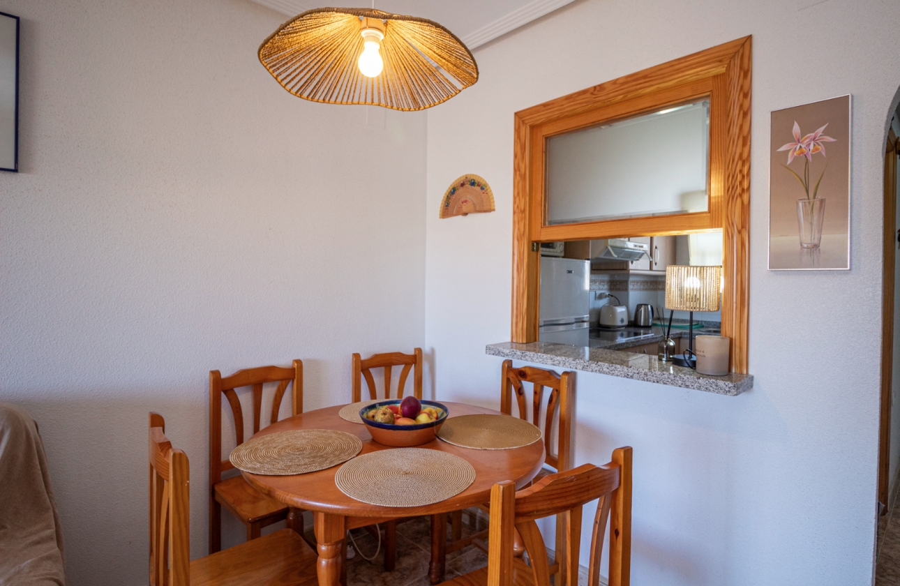 Wiederverkauf - Wohnung - Orihuela Costa - Beachside