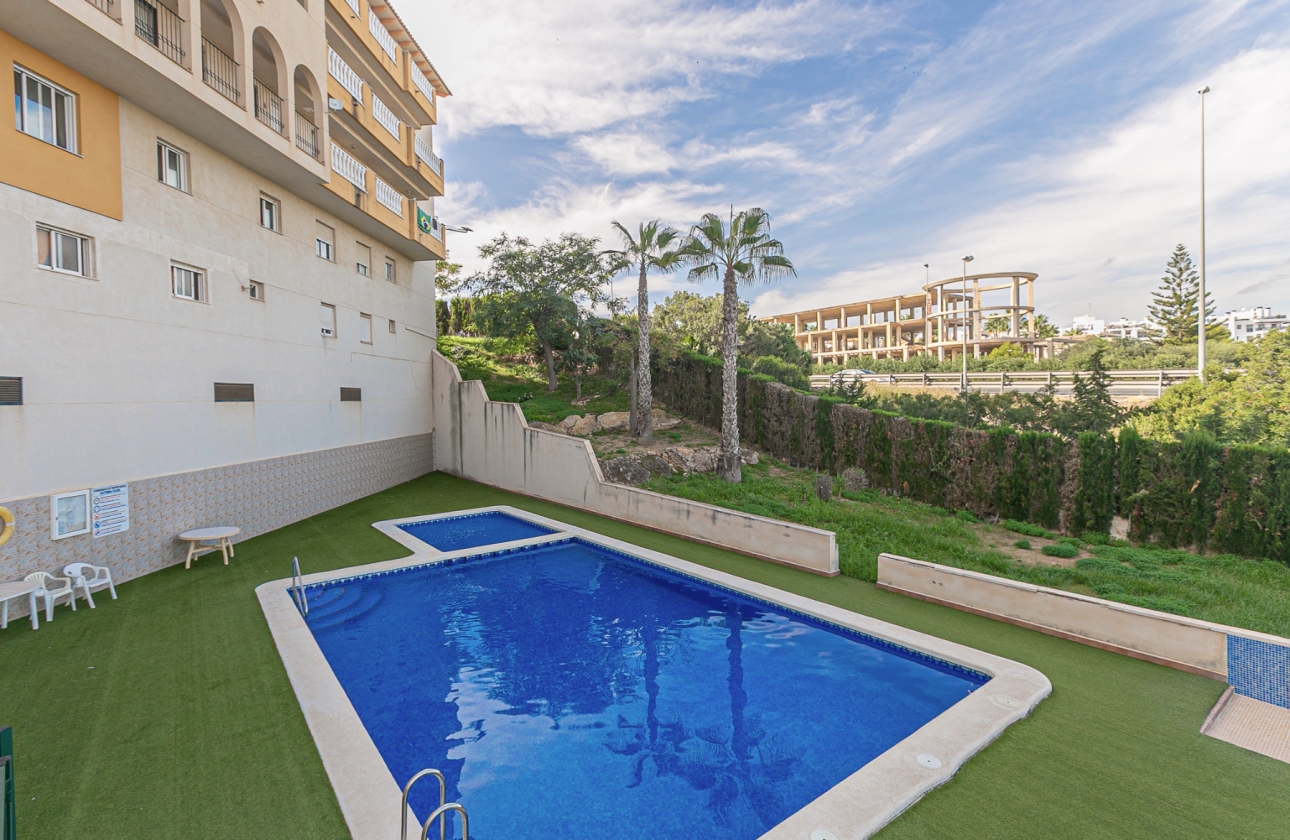 Wiederverkauf - Wohnung - Orihuela Costa - Beachside