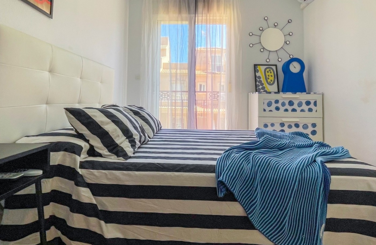 Wiederverkauf - House - Orihuela Costa - Playa Flamenca
