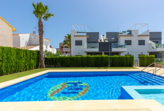 Resale - Apartment / flat - Pilar de la Horadada