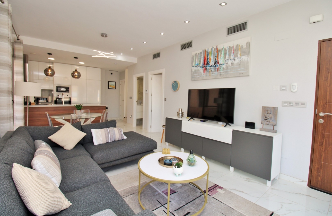 Resale - Villa - Villamartin
