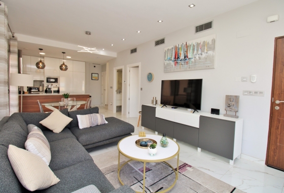 Resale - Villa - Villamartin