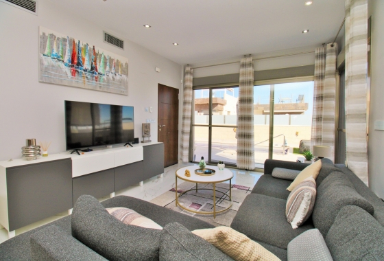 Resale - Villa - Villamartin