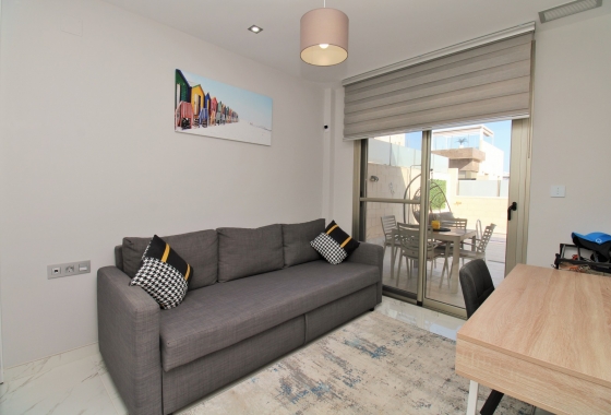 Resale - Villa - Villamartin