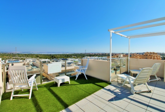 Resale - Villa - Villamartin