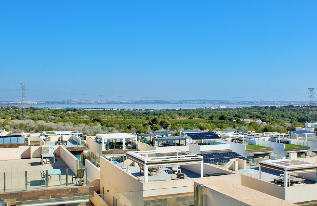 Resale - Villa - Villamartin