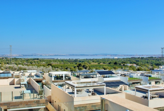 Resale - Villa - Villamartin
