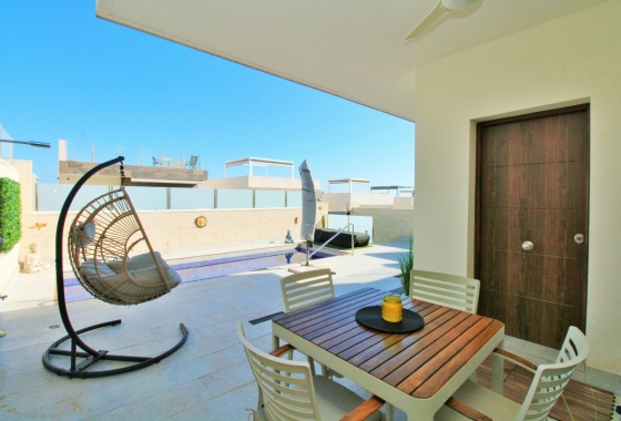 Resale - Villa - Villamartin