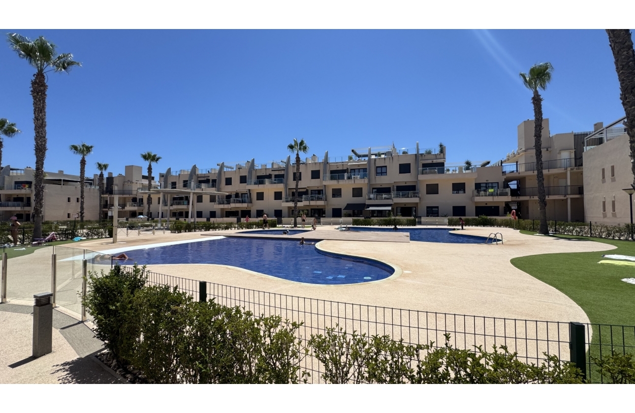 Resale - Apartment / flat - Pilar de la Horadada - Torre de la Horadada