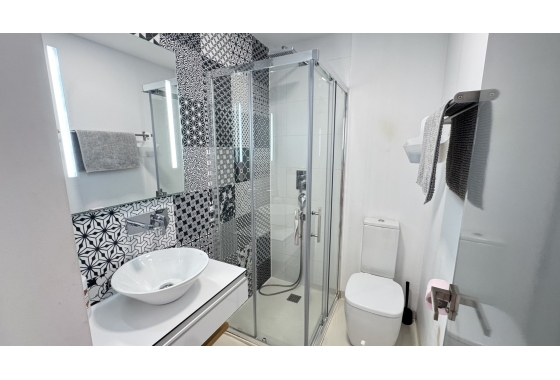 Resale - Apartment / flat - Pilar de la Horadada - Torre de la Horadada
