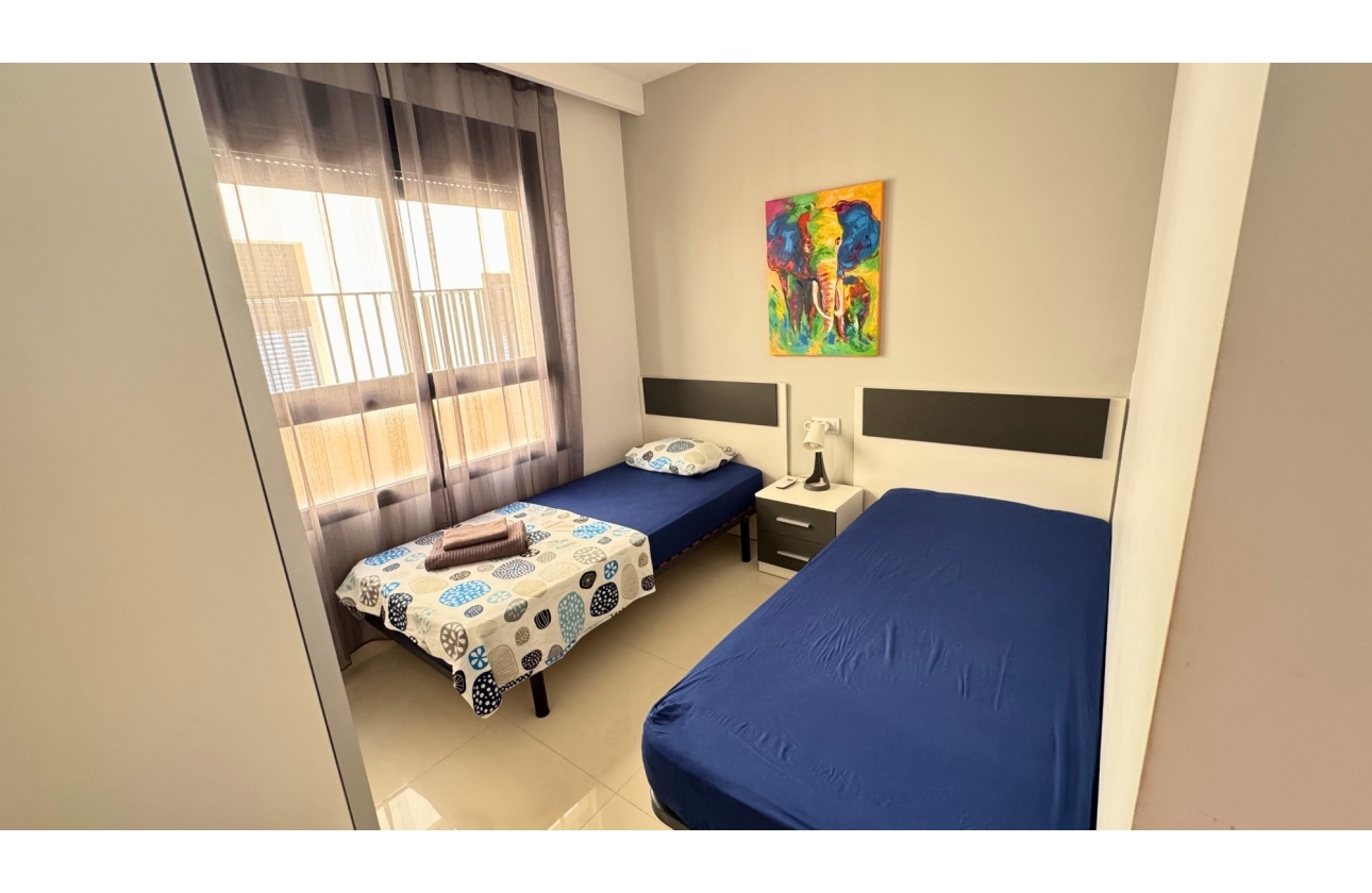 Resale - Apartment / flat - Pilar de la Horadada - Torre de la Horadada