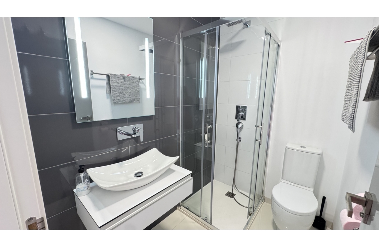 Resale - Apartment / flat - Pilar de la Horadada - Torre de la Horadada