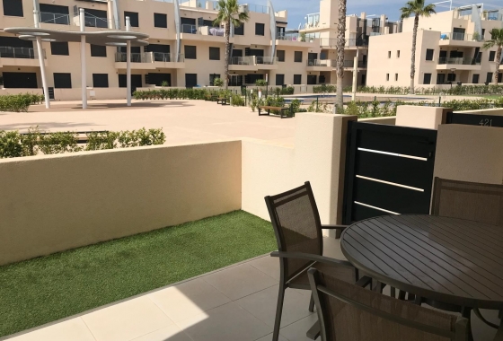 Resale - Apartment / flat - Pilar de la Horadada - Torre de la Horadada