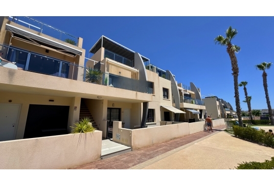 Resale - Apartment / flat - Pilar de la Horadada - Torre de la Horadada