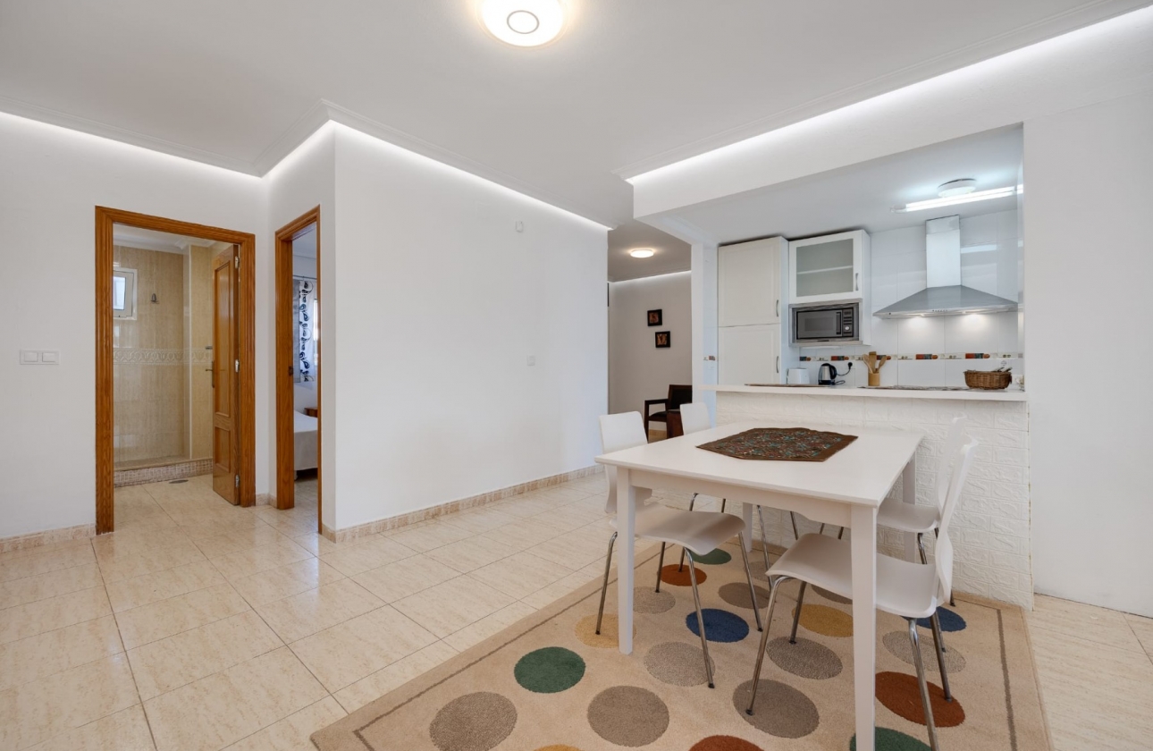 Wiederverkauf - House - Orihuela Costa - Punta Prima