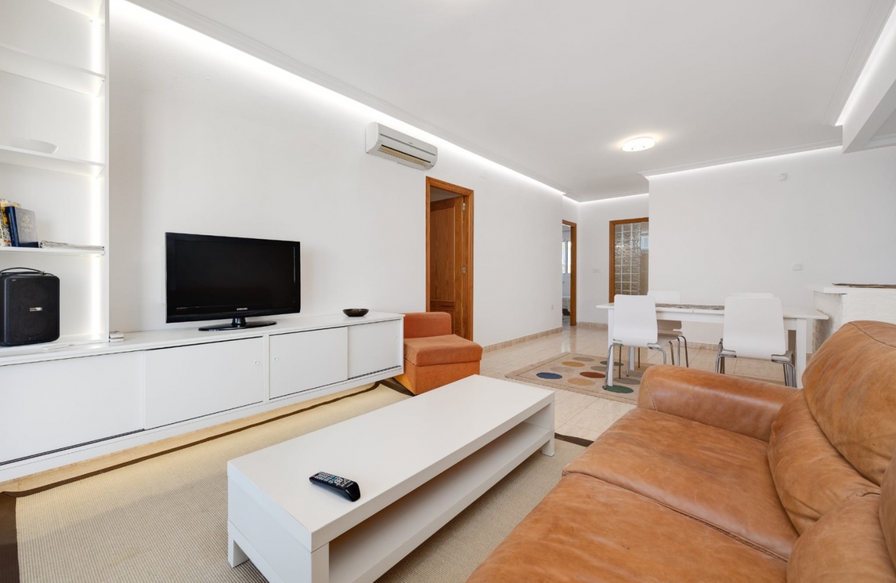 Wiederverkauf - House - Orihuela Costa - Punta Prima