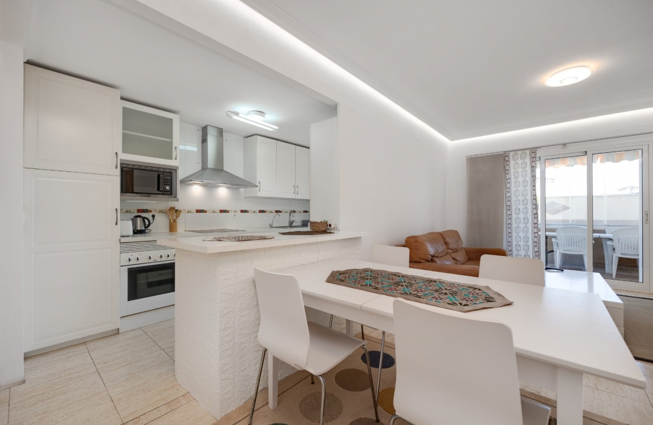 Wiederverkauf - House - Orihuela Costa - Punta Prima