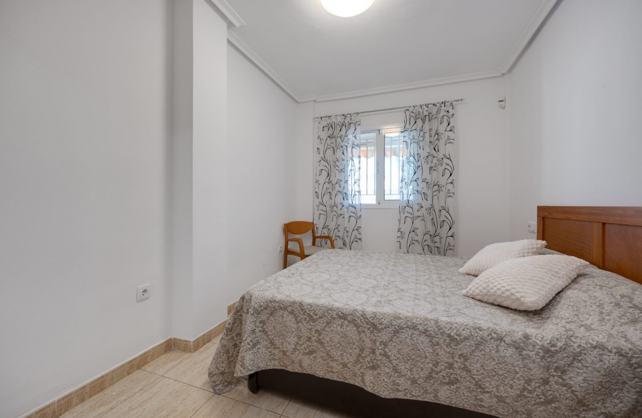Wiederverkauf - House - Orihuela Costa - Punta Prima