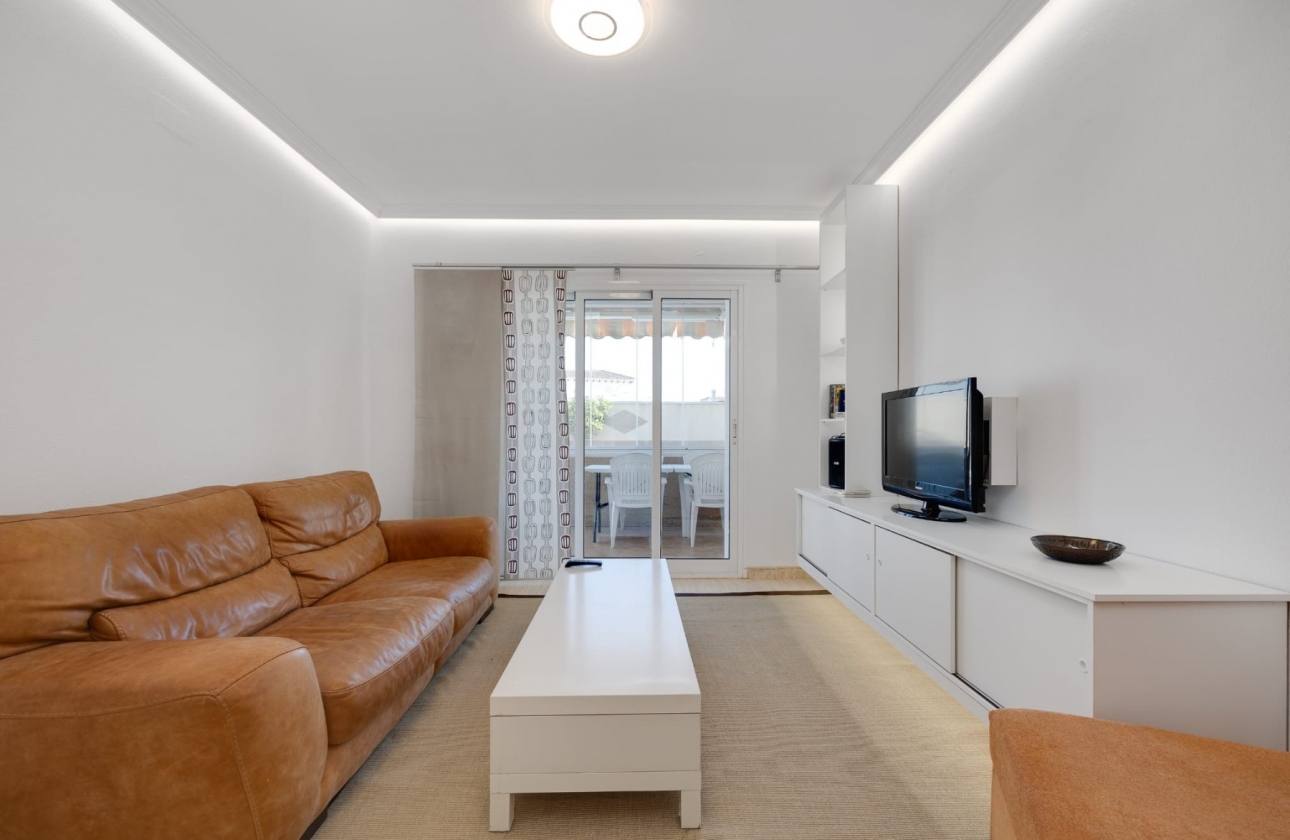 Wiederverkauf - House - Orihuela Costa - Punta Prima
