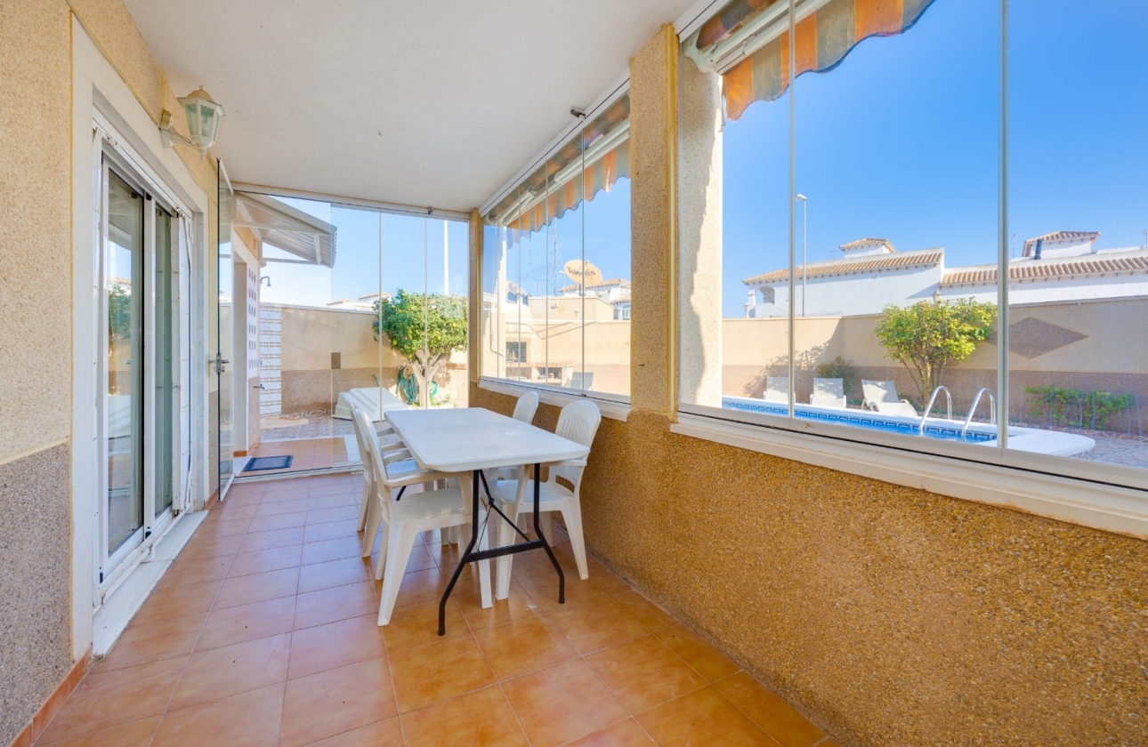 Wiederverkauf - House - Orihuela Costa - Punta Prima